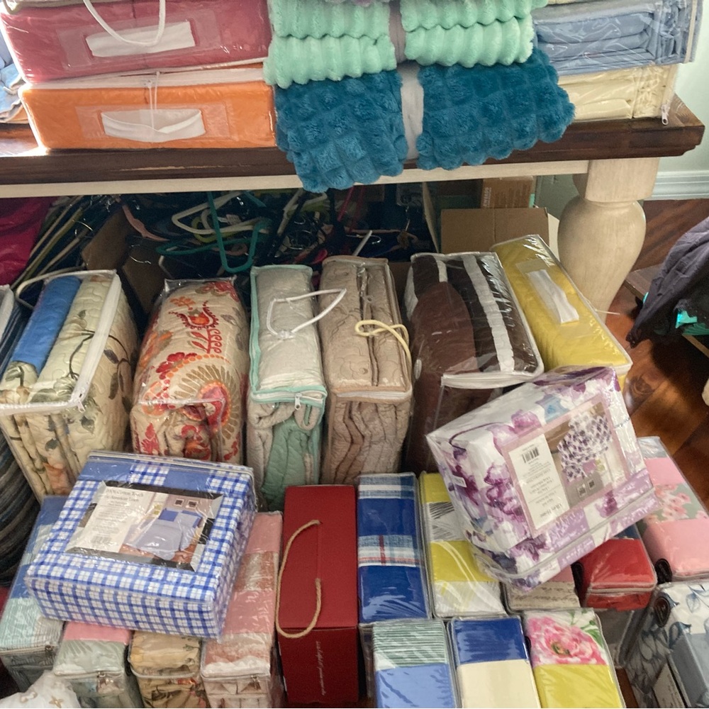 Assorted Blue and Teal Home Bedding Set - Unbranded